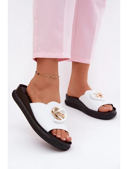 Kožené pantofle s ozdobným detailem model 22133599 Bílá - S.Barski