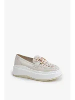 Kožené Dámské Mokasíny Na Platformě Se Zlatou Ozdobou Vinceza Světle Béžové Kožené Dámské Mokasíny Na Platformě Se Zlatou Ozdobou Vinceza Světle Béžové