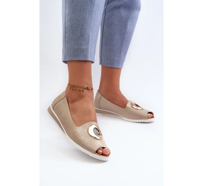 Dámské lodičky s ozdobou z ekokože zlaté Biolita