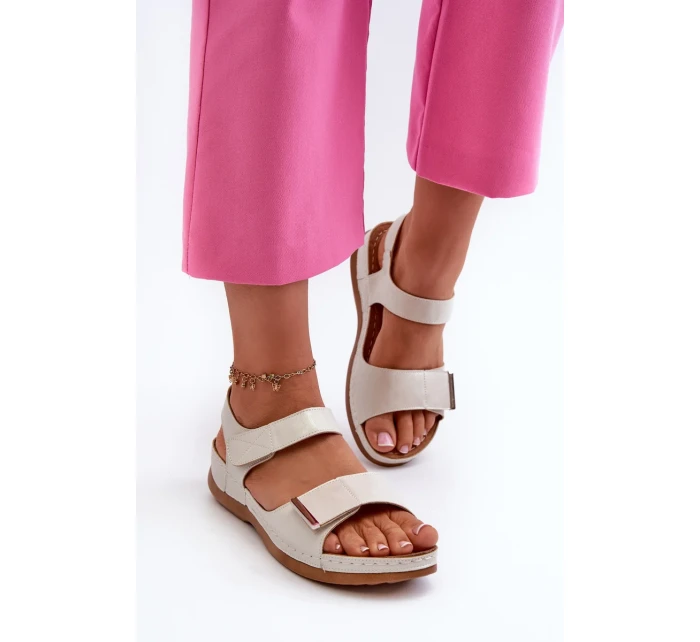 Pohodlné dámské sandály na suchý zip Silver Iphiope Pohodlné dámské sandály na suchý zip Silver Iphiope