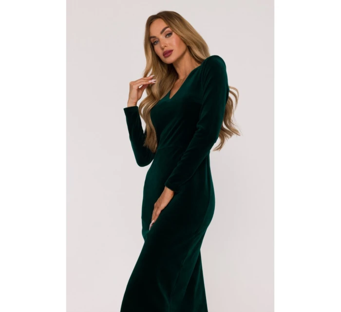 model 21479322 Sametové šaty na tělo zelené - Moe