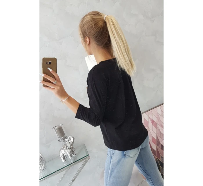 Halenka s 3D grafikou a ozdobnými volánky černá Halenka s 3D grafikou a ozdobnými volánky černá