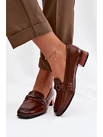 Kožené dámské polobotky na podpatku s ozdobou model 22069498 hnědé - VINCEZA Kožené dámské polobotky na podpatku s ozdobou model 22069498 hnědé - VINCEZA