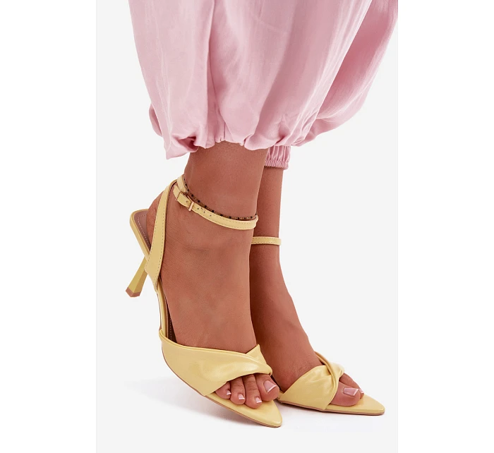 Dámské sandály na podpatku z eko kůže žluté model 22092099 - Boto
