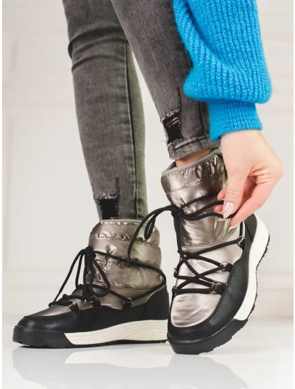 Komfortní  sněhule dámské zlaté bez podpatku