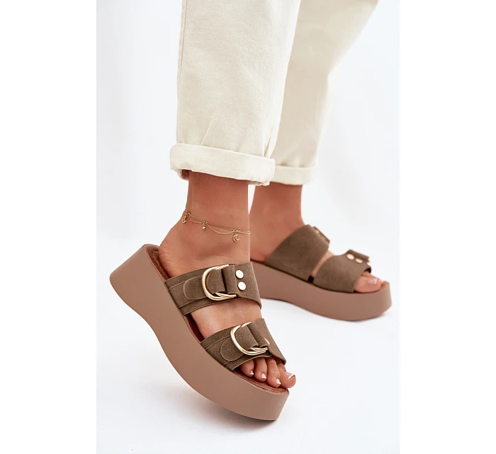 Dámské platformové pantofle se zlatými sponami olivové Nelirae