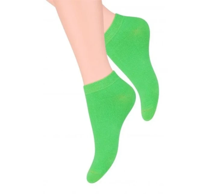 Hladké dámské ponožky Steven art.052