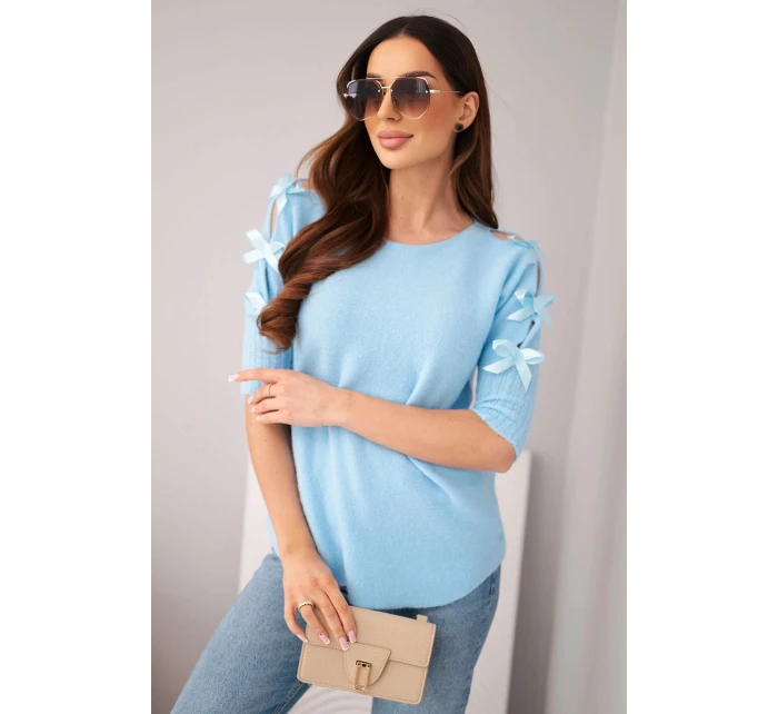 Dámský svetr s krátkým rukávem a ozdobnými mašličkami modrý Dámský svetr s krátkým rukávem a ozdobnými mašličkami modrý