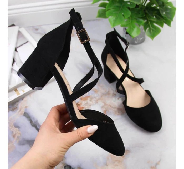 Sergio Leone W SK365A černé páskové sandály