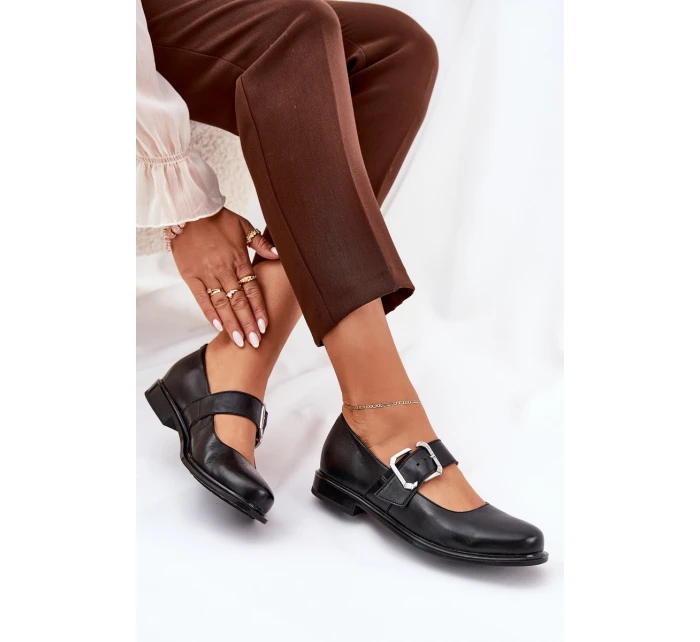 Kožené dámské polobotky s přezkou Laura 2980 Černé