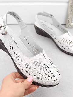 Dámské pohodlné ažurové sandály bílé model 22116998 - T.Sokolski