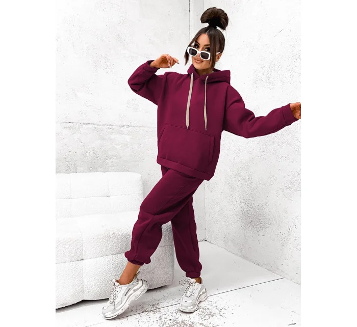 Hrubší bavlněná dámská tepláková souprava ve vínové bordó barvě (82143) Hrubší bavlněná dámská tepláková souprava ve vínové bordó barvě (82143)