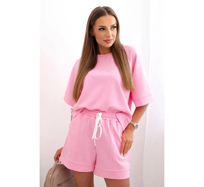 Dámská máslová souprava s halenkou s krátkým rukávem a šortkami s gumičkou světle růžová Dámská máslová souprava s halenkou s krátkým rukávem a šortkami s gumičkou světle růžová
