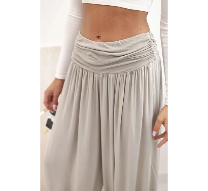 Dámské viskózové kalhoty s širokými nohavicemi a volánky fango