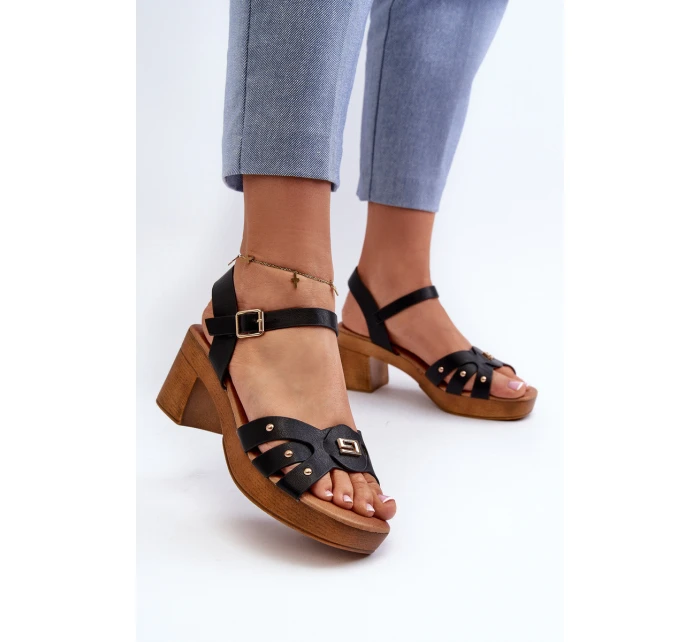 Dámské sandály na podpatku z eko kůže černé Assames Dámské sandály na podpatku z eko kůže černé Assames