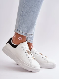 Nízké Tenisky Z Eko Kůže S Přívěsky model 21667696 - Boto