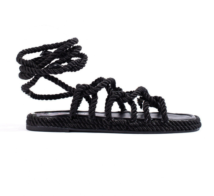 Komfortní dámské černé  sandály bez podpatku