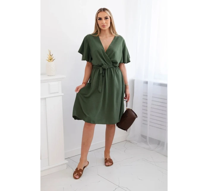 Šaty s vrstveným výstřihem khaki