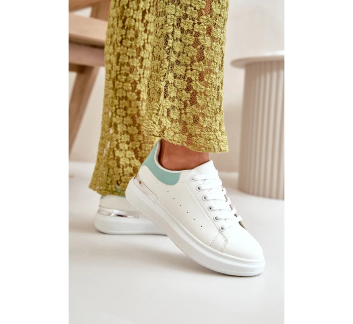 Nízké Dámské Tenisky Na Platformě Z Eko Kůže Bílá-Zelená Nevelena Nízké Dámské Tenisky Na Platformě Z Eko Kůže Bílá-Zelená Nevelena