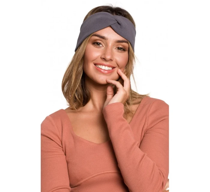 B216 Čelenka - antracitová