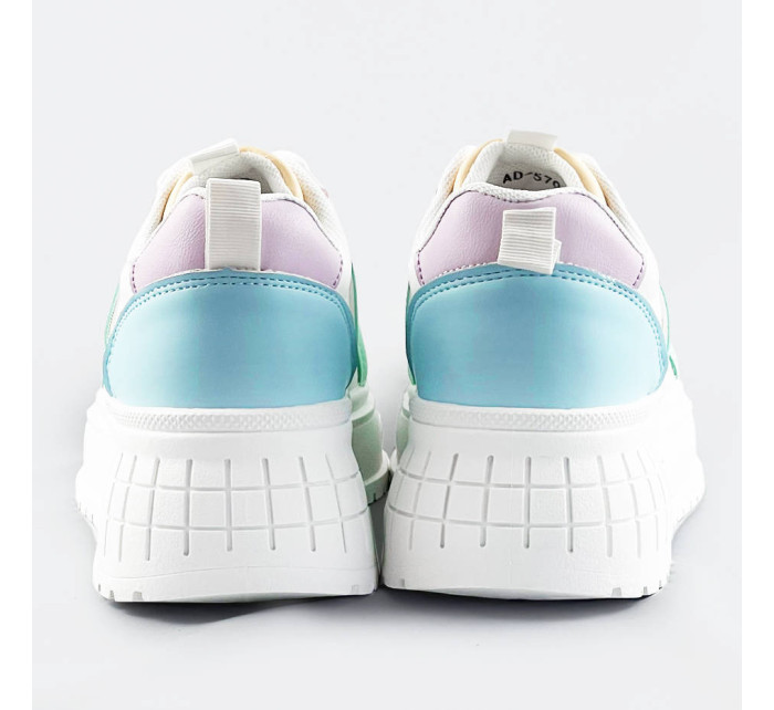 Bílé dámské tenisky sneakers s pastelovými vsadkami a s vysokou podrážkou (AD-570)