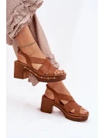 Kožené sandály na podpatku model 21699711 hnědé - Zazoo
