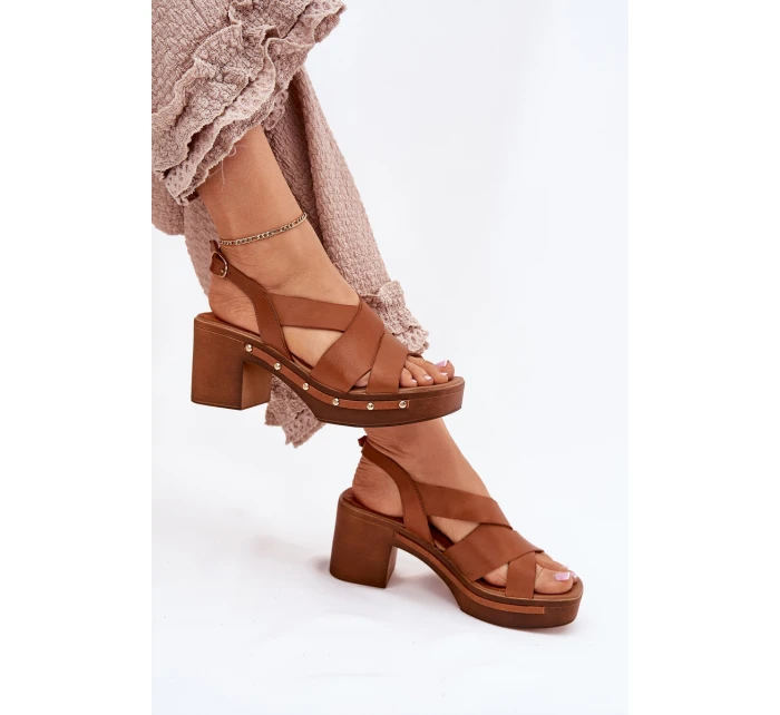 Kožené sandály na podpatku model 21699711 hnědé - Zazoo