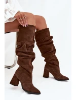 Dámské zateplené kozačky na podpatku s mačkanou holení Zazoo – hnědé, pravý semiš Dámské zateplené kozačky na podpatku s mačkanou holení Zazoo – hnědé, pravý semiš