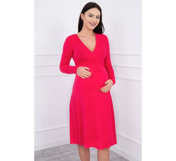 Šaty s průstřihem pod prsy fuchsiová