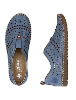 Dámská kožená prolamovaná modrá polobotka Rieker M2852-12 Dámská kožená prolamovaná modrá polobotka Rieker M2852-12