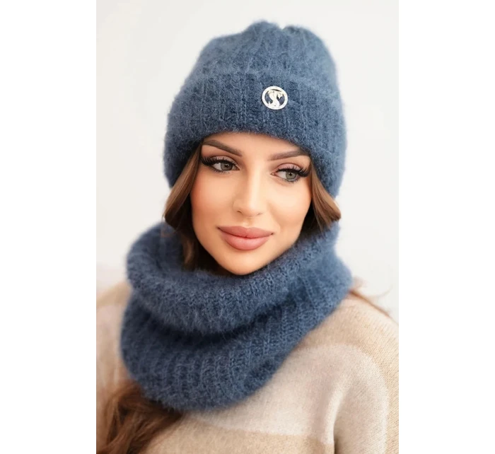 Dámská souprava čepice a zimní huňatý nákrčník s ozdobným model 21461102 - K-Fashion