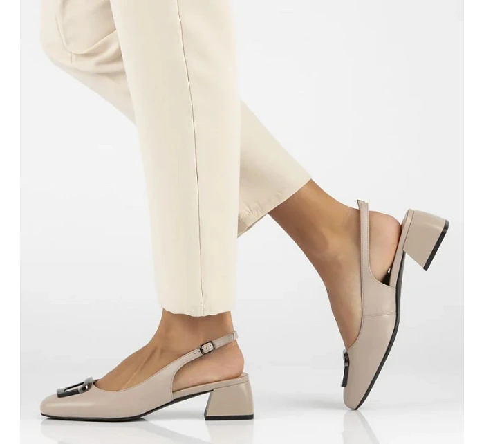 Béžové kožené lodičky s páskem Filippo model 22116831 - Rieker