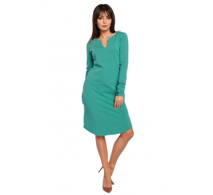 B017 Šaty s výstřihem - černé