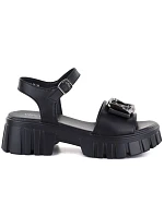 Dámské kožené sandály na platformě se zdobením černé Vinceza 26-79611