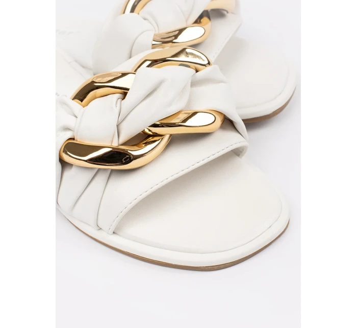 Trendy bílé dámské  nazouváky bez podpatku