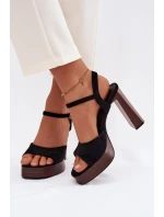 Dámské sandály na podpatku a platformě z eko semiše Černé model 21943416 - Boto