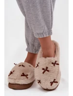 Dámské domácí pantofle s kožíškem a mašličkami – béžové Saviera Dámské domácí pantofle s kožíškem a mašličkami – béžové Saviera