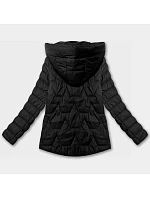 Lehká černá dámská prošívaná plus size bunda s kapucí model 21059191 - J.STYLE Lehká černá dámská prošívaná plus size bunda s kapucí model 21059191 - J.STYLE