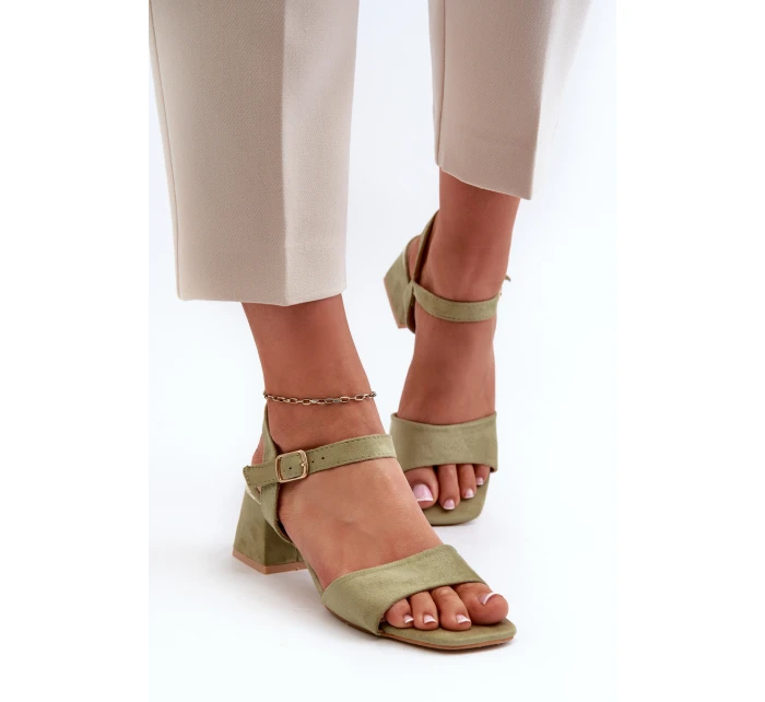 Dámské Sandály na Podpatku z Semiše Zelené model 21661588 - EVENTO Dámské Sandály na Podpatku z Semiše Zelené model 21661588 - EVENTO