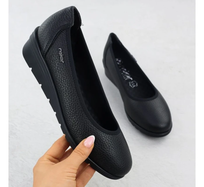 Dámské kožené nazouvací boty černé model 21905488 - Rieker