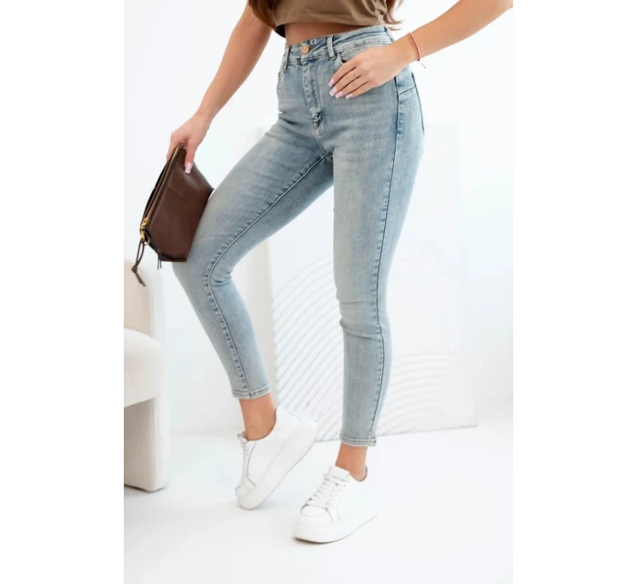Dámské kalhoty M.sara s efektem push-up a středním pasem světlé džínové Dámské kalhoty M.sara s efektem push-up a středním pasem světlé džínové