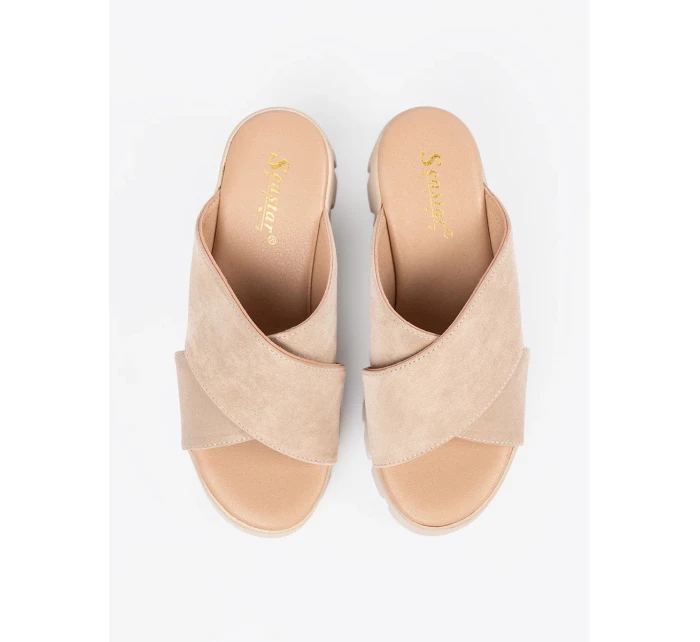 Zajímavé dámské hnědé  nazouváky na klínku