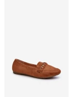 Lesklé dámské mokasíny s řetízkem Camel model 21656869 - Boto Lesklé dámské mokasíny s řetízkem Camel model 21656869 - Boto