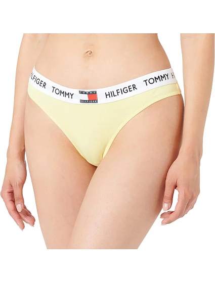 Dámská tanga 85 model 20896343 - Tommy Hilfiger Dámská tanga 85 model 20896343 - Tommy Hilfiger