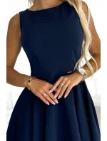 397-2 Elegantní šaty s delšími zády - ZELENÉ