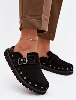 Zamsové pantofle na platformě s cvoky a sponou Big Star TT274951 Černé