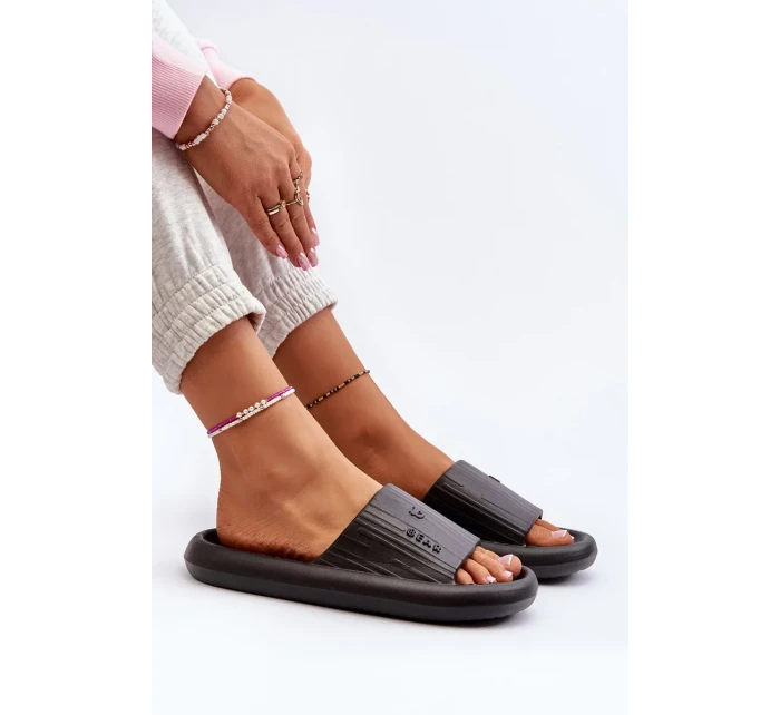 Dámské lehké pěnové pantofle Fenicva černé barvy Dámské lehké pěnové pantofle Fenicva černé barvy