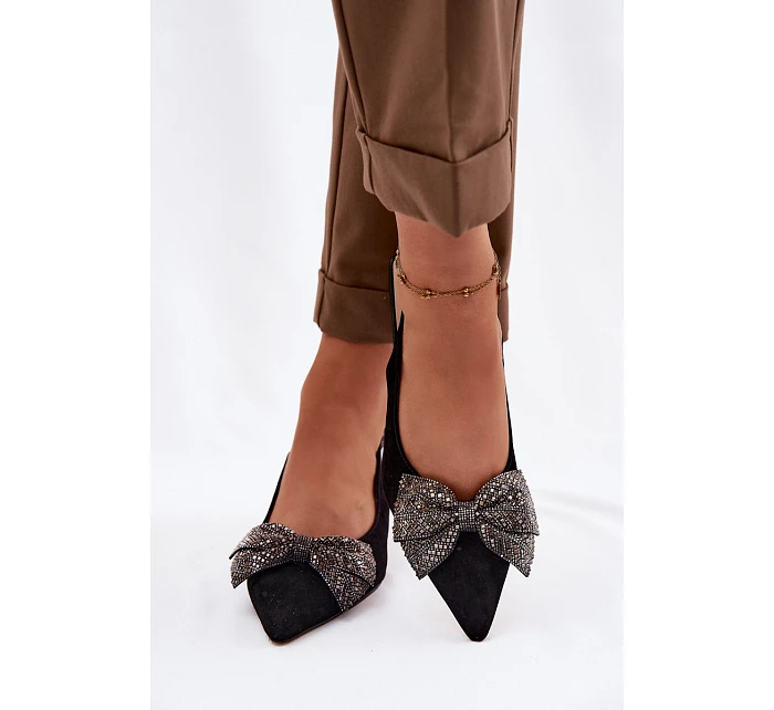 Kožené semišové sandály s mašlí na podpatku model 22100311 černé - D&A