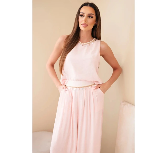 Dámský komplet z viskózy s model 22048797 bez rukávů a širokými kalhotami s ozdobným zakončením pudrově růžová - K-Fashion