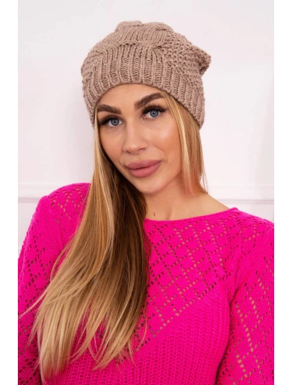 Sandra model 18750737 tmavě béžová fleecová čepice - K-Fashion Sandra model 18750737 tmavě béžová fleecová čepice - K-Fashion